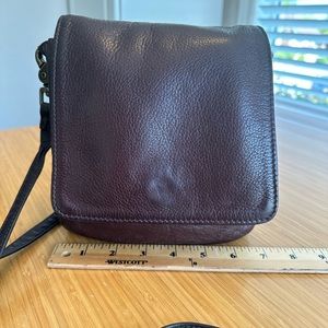 Libaire leather crossbody